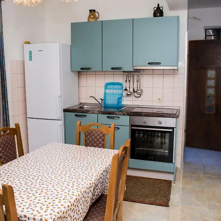 Vukovic Apartment Postira